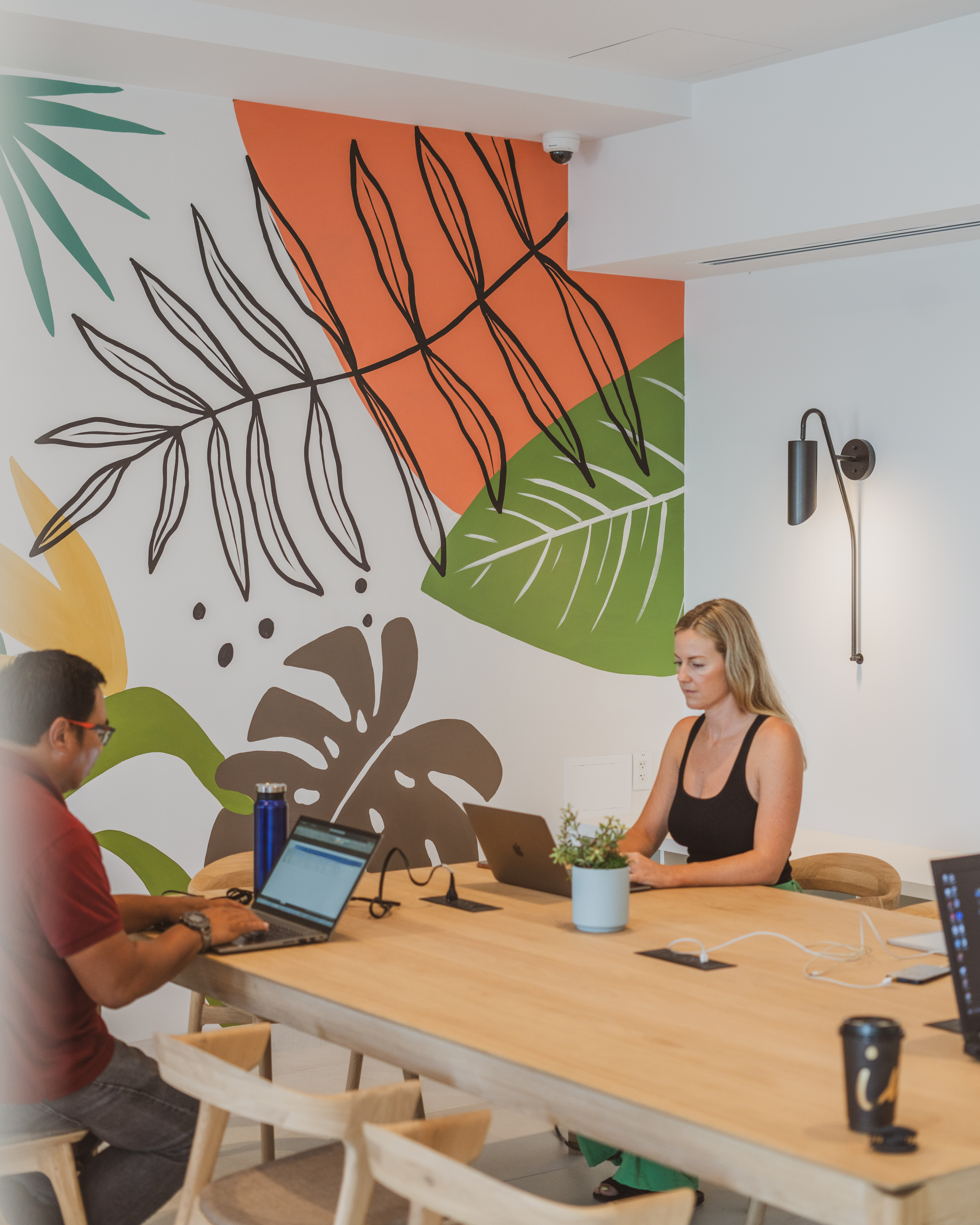 Where to Stay in Grand Cayman for Business: A Guide for Visiting Professionals and Teams