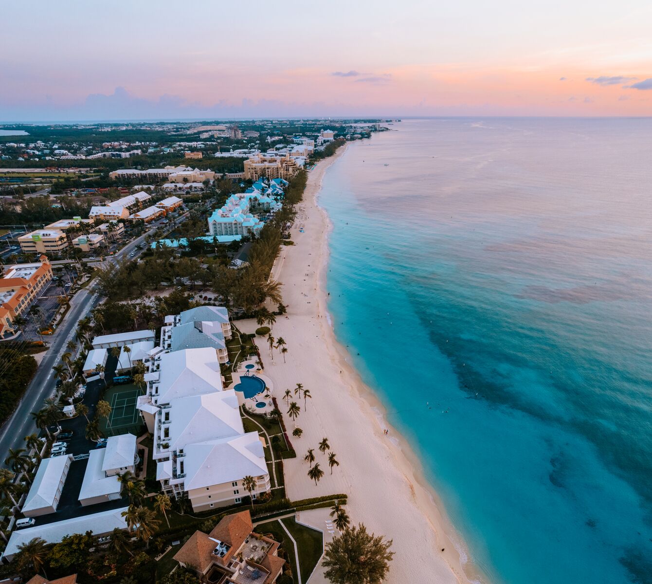 Do You Need a Rental Car in Grand Cayman? A Guide to Staying Near Seven Mile Beach